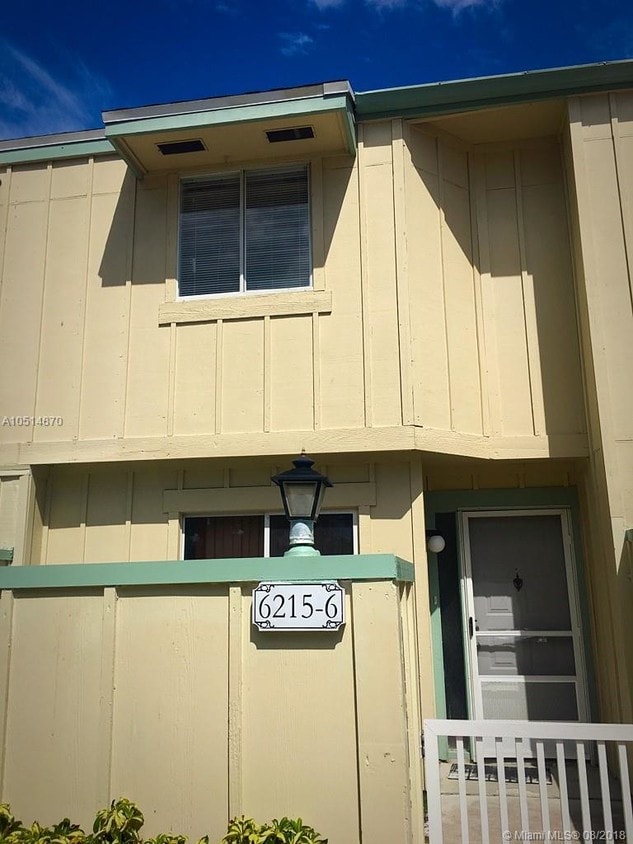 6215 Riverwalk Ln Unit 6, Jupiter, FL 33458 Condo for Rent in Jupiter