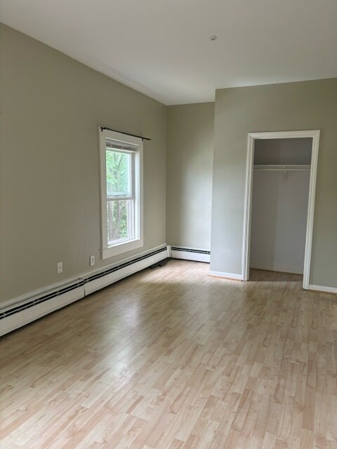 Building Photo - 28 Pond St