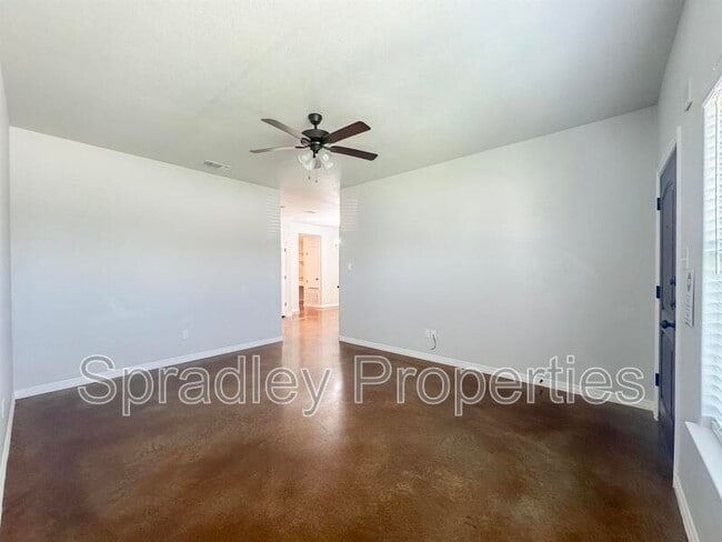 Building Photo - 206A Sparrow Cove