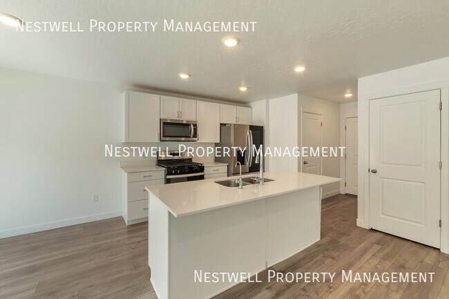 Foto del edificio - 533 N Helmsman Ln