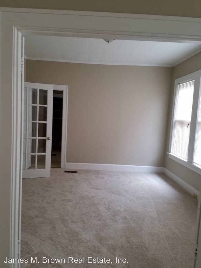 Building Photo - 501 Kirby Pl