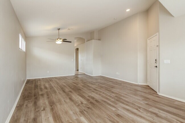 Foto del edificio - 8256 N 112th Ave