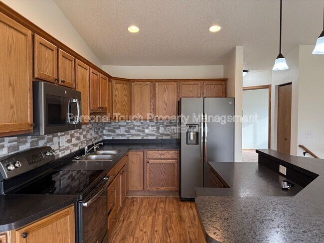 Foto del edificio - 2380 5th St W