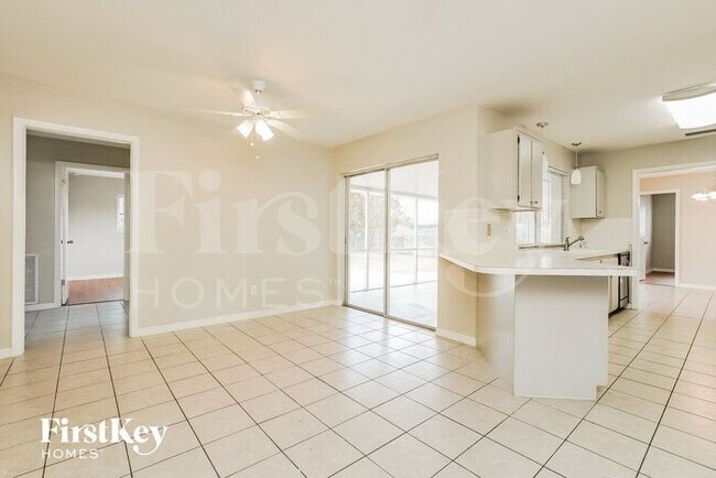 Foto del edificio - 1407 SE 35th St