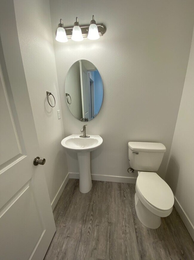Building Photo - 432be