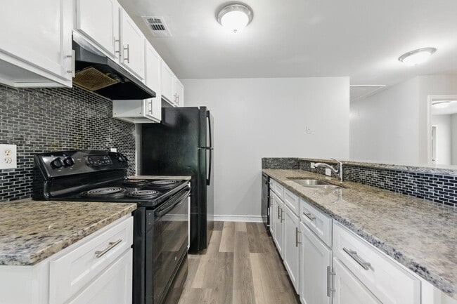 Building Photo - 2271 Sisk St NW