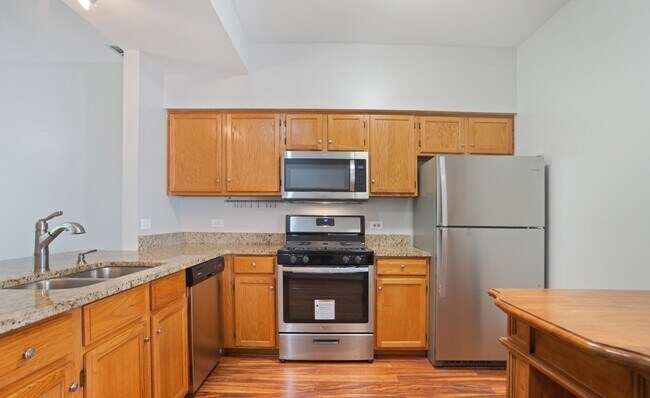 Foto del edificio - 295 Hunterdon Ct
