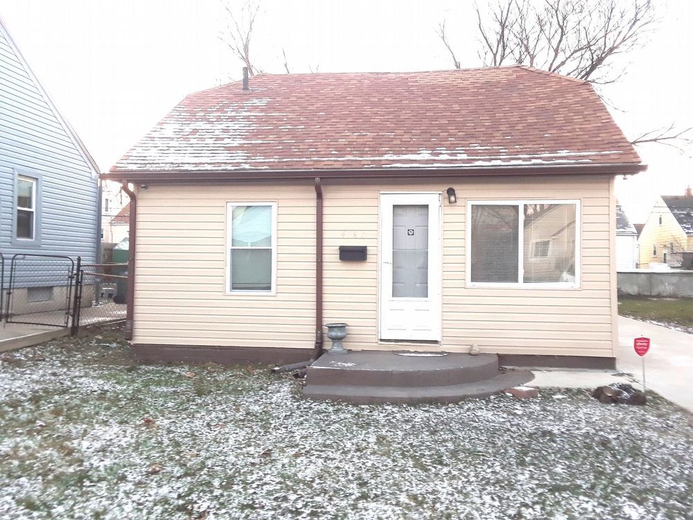 Charming Home In Lincoln Park House for Rent in Lincoln Park, MI