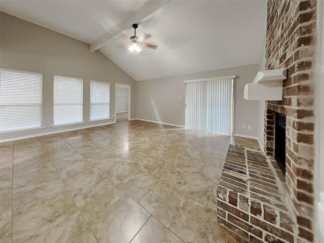 Building Photo - 38 S Rain Forest Ct