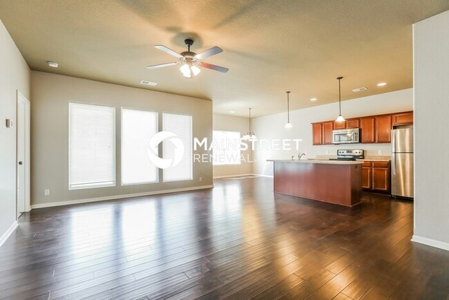 Building Photo - 2 Bedroom Pet-Friendly Home in Grain Valle...