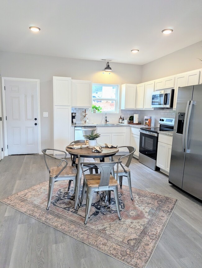 Dining Area - Dawson Creek