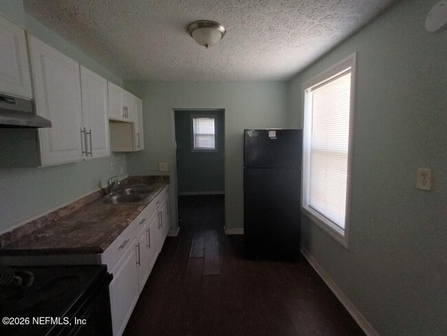 Building Photo - 2542 Wilcox Ct