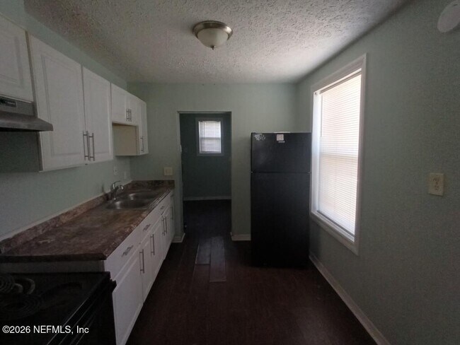 Foto del edificio - 2542 Wilcox Ct