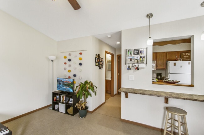 Building Photo - 1309 Arthur Ave