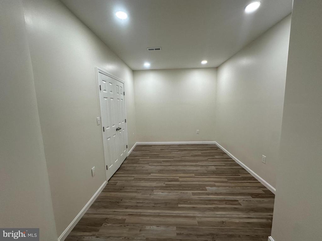 Primary Photo - 7505 Redland Park Pl