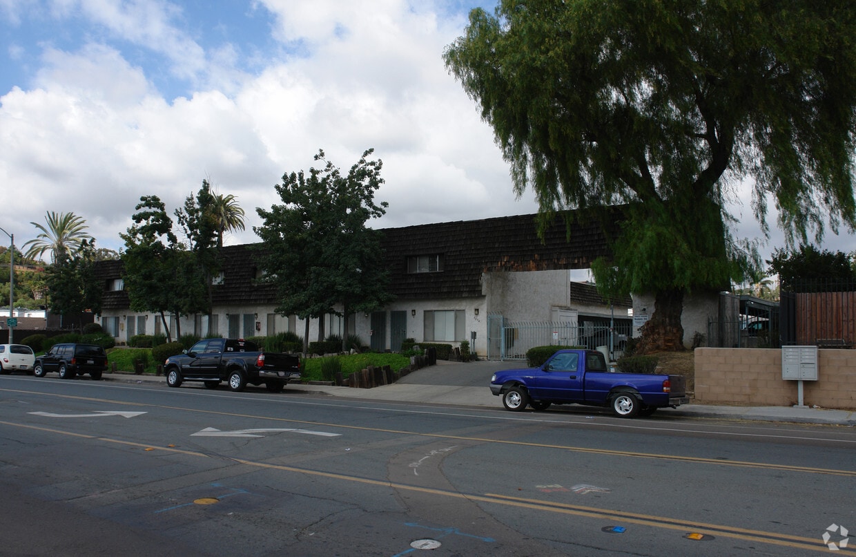 9034 Kenwood Dr, Spring Valley, CA 91977 Apartments in Spring Valley