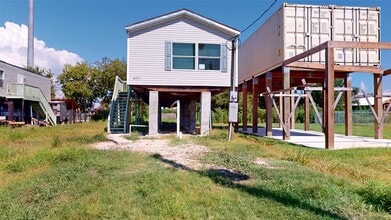 Building Photo - 435 16th St