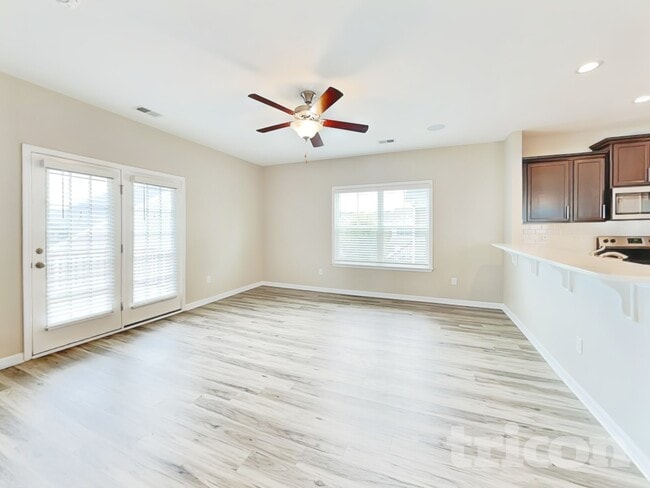 Foto del edificio - 120 Dunnsmore Dr