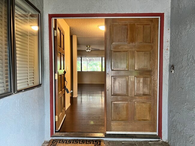 Foto del edificio - 3075 Royce Dr