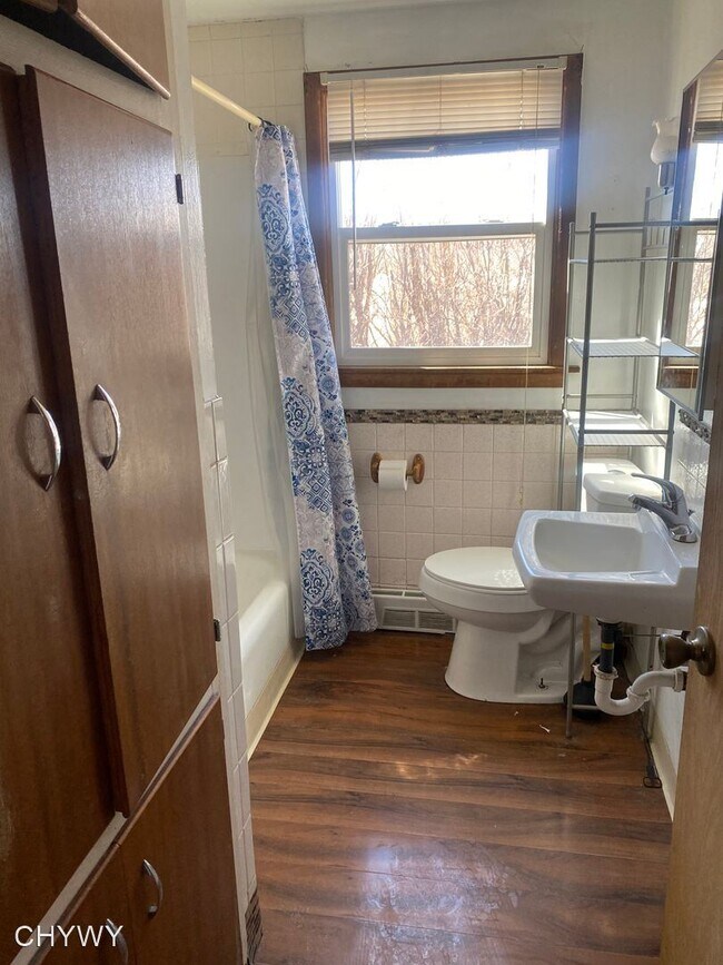 Building Photo - 2 br, 1 bath House - 238 Miller Lane