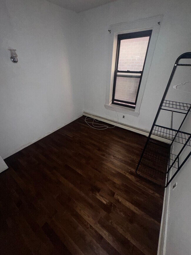 Foto del edificio - 2680 Bailey Ave