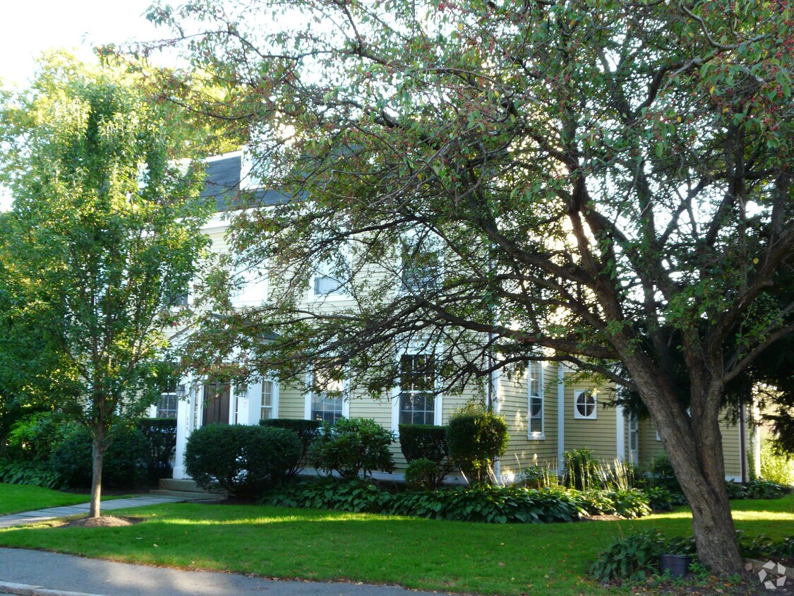 7 Franklin St, Marblehead, MA 01945 Apartments in Marblehead, MA