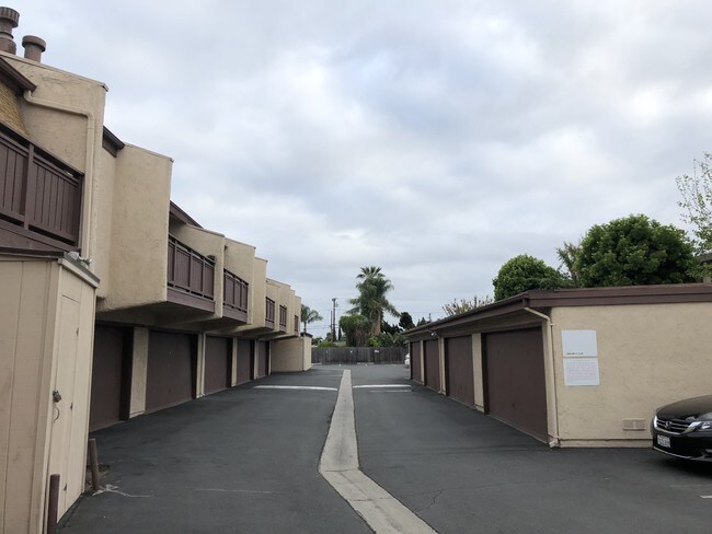 Foto del edificio - 8602 Chapman Ave