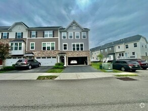 Building Photo - 216 Olivia Way