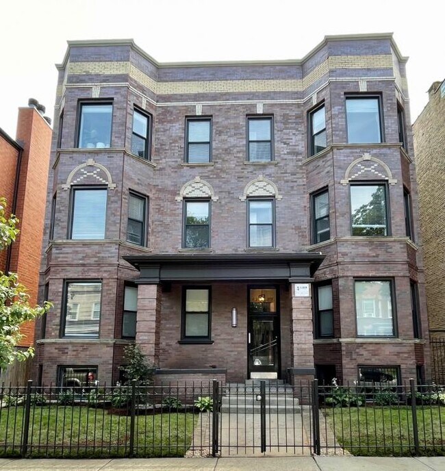 Foto del edificio - 1 bedroom in Chicago IL 60640