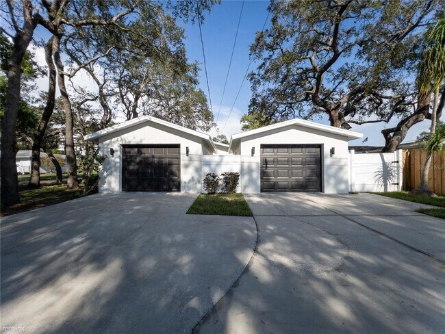 Building Photo - 4 br, 2 bath House - 501 Ridge Road SW