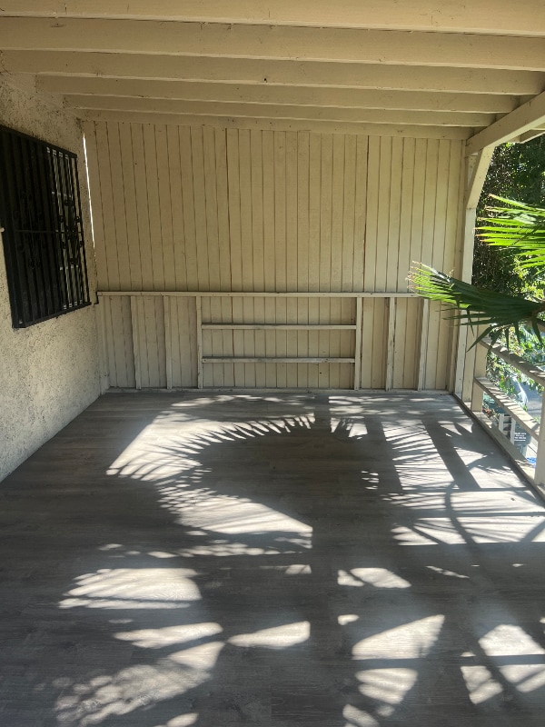 Building Photo - 818 N Record Dr