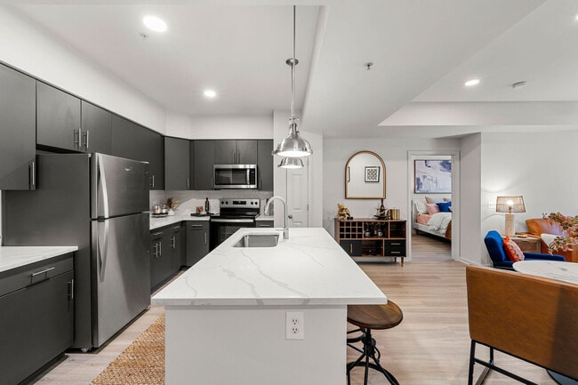 2BD, 2BA - 1046SF - Kitchen - The Lookout O4W