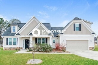 Building Photo - 140 Telesto Cir