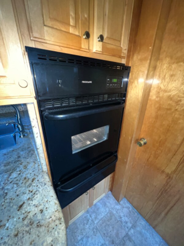 Foto del edificio - 193 Gates Pond Rd