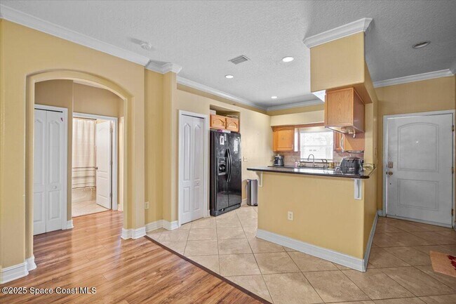 Foto del edificio - 2097 Hidden Grove Ln