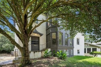 Building Photo - 416 E State St