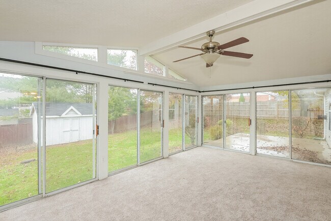 Foto del edificio - 6460 Calloway Ct