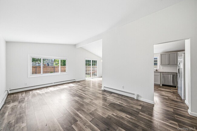 Foto del edificio - 28 Ashwood Dr