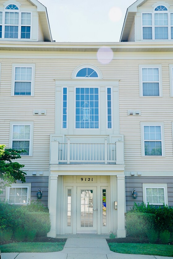 Foto del edificio - 9121 Gracious End Ct