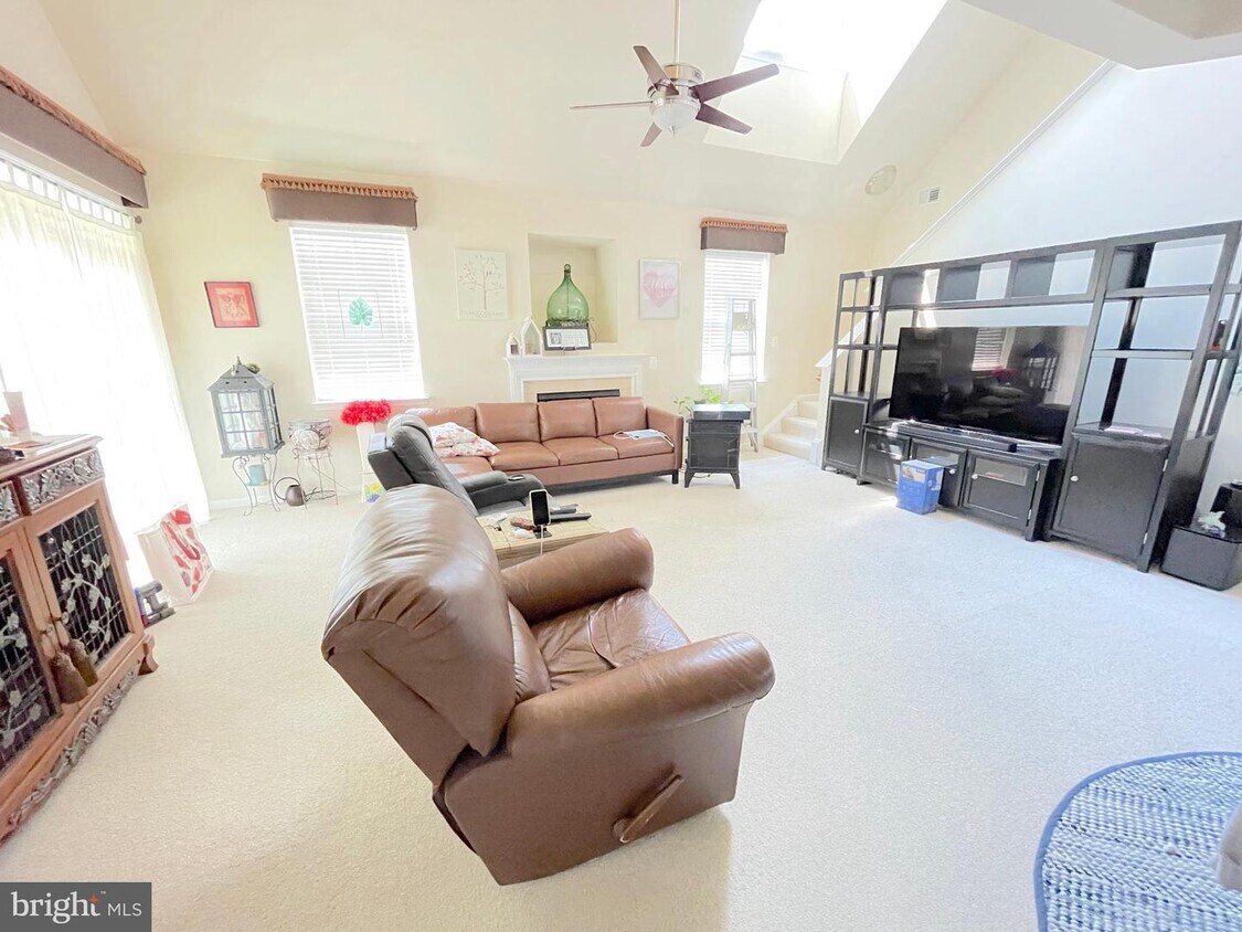 13859 Gullane Dr Unit 91, Woodbridge, VA 22191 Apartment for Rent in Woodbridge, VA