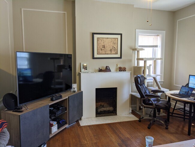 Sala de estar - 997 Neil Ave