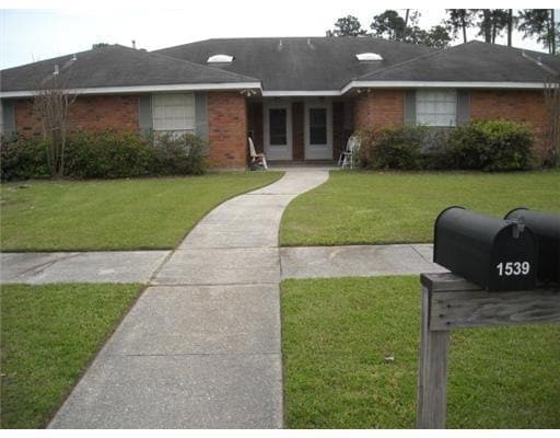 Foto principal - 1535 Richmond Dr