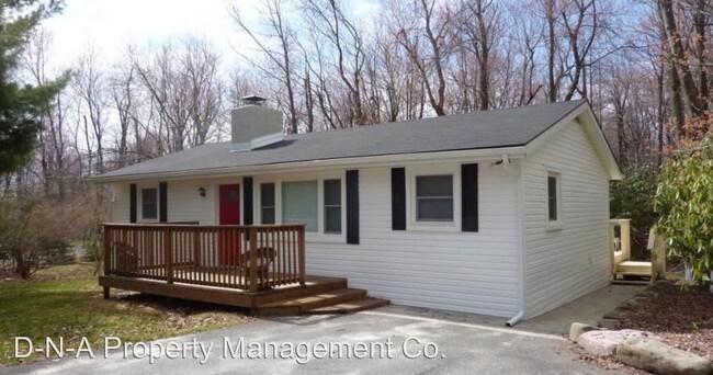 Foto del edificio - 1305 Hilltop Dr