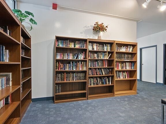 Building Photo - 4800 S Chicago Beach Dr