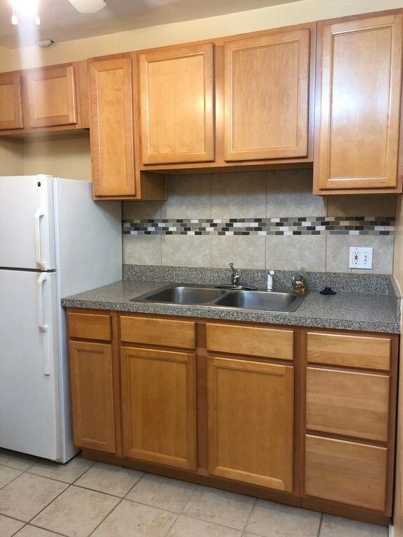 Foto del edificio - 6911 24th Ave