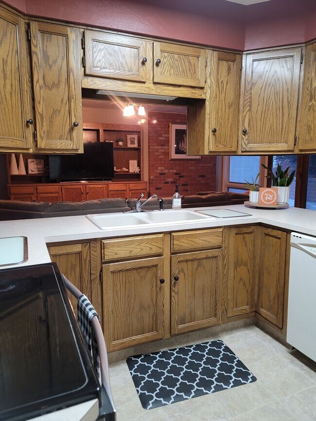 Foto del edificio - 6117 Shannon Ave