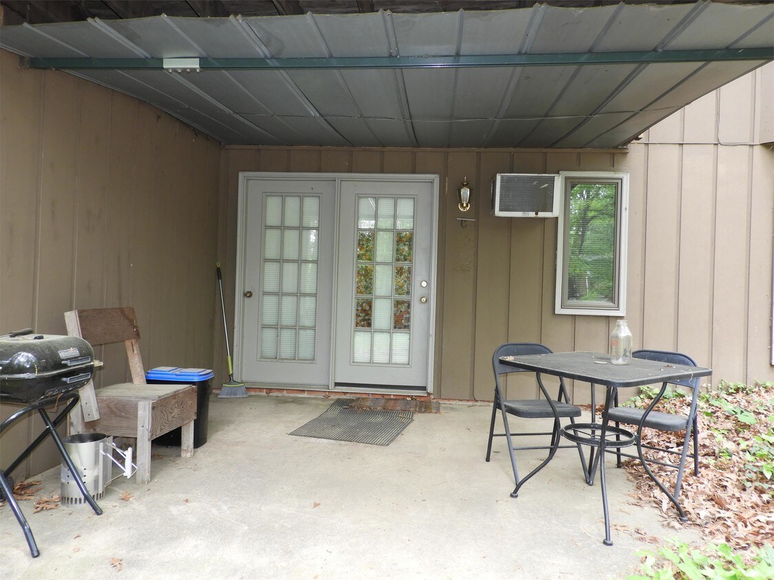 Primary Photo - 1803 Inglewood Dr