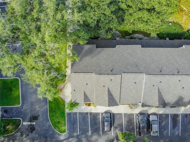 Foto del edificio - 1050 Vineland Pl