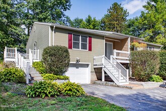 Building Photo - 62 Devitt Rd