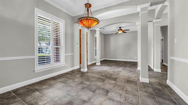 Building Photo - 2208 Barret Dr